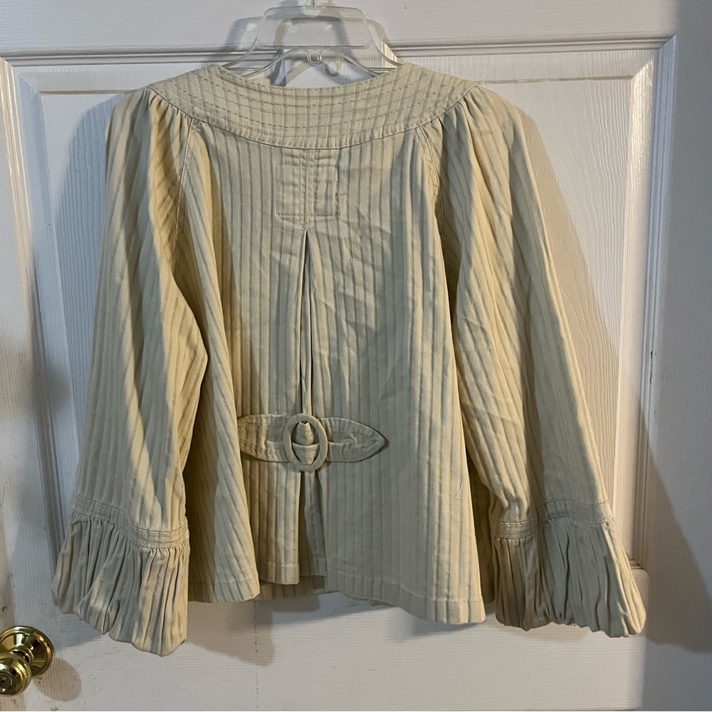 AMY Beige Pleated Women's Top - Picture 2 of 3
